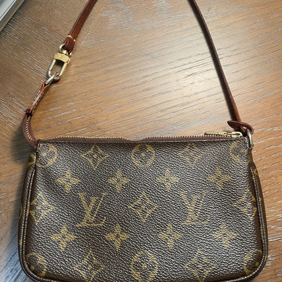 Louis Vuitton Pouch Monogram Pochette Brown Woman's - Picture 1 of 16